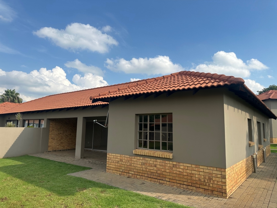 To Let 3 Bedroom Property for Rent in Waterkloof A H North West